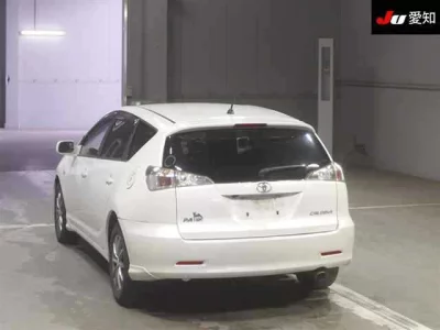 Toyota CALDINA  с аукциона в Японии