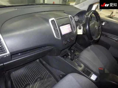 Nissan WINGROAD  с аукциона в Японии