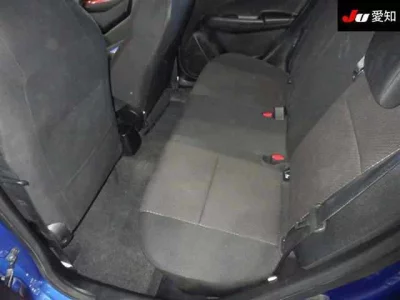 Suzuki SWIFT  с аукциона в Японии