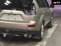 Mitsubishi OUTLANDER лот № 30916 оценка 3.5  с аукциона в Японии 7