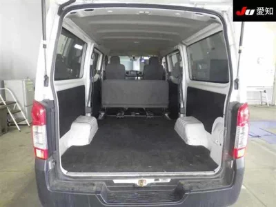 Nissan CARAVAN VAN  с аукциона в Японии