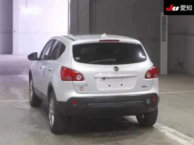 Nissan DUALIS  с аукциона в Японии