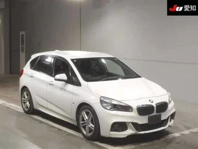 BMW 2-Series  с аукциона в Японии