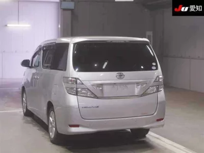 Toyota VELLFIRE  с аукциона в Японии