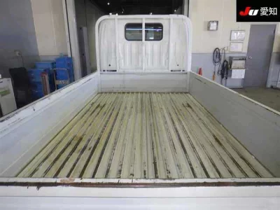 Toyota DYNA  с аукциона в Японии