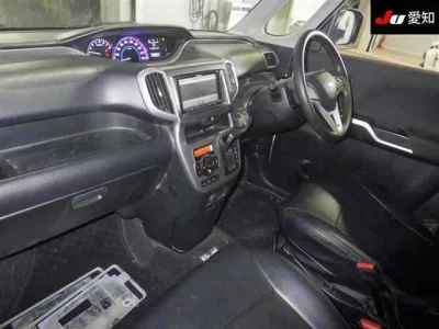 Mitsubishi DELICA D2  с аукциона в Японии