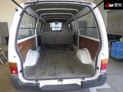 Isuzu FARGO VAN  с аукциона в Японии