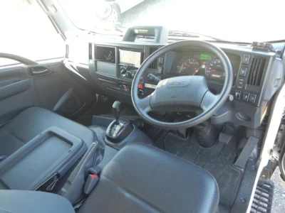 Isuzu ELF  с аукциона в Японии