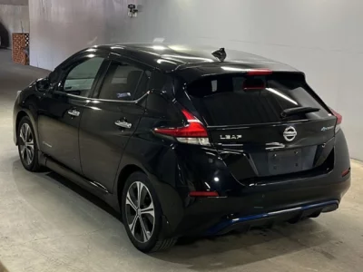 Nissan LEAF  с аукциона в Японии