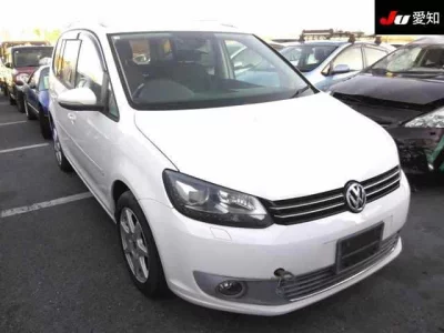 Volkswagen GOLF TOURAN
