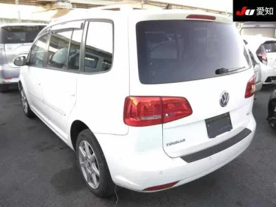 Volkswagen GOLF TOURAN