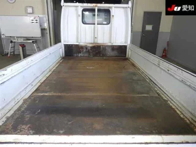 Mazda TITAN  с аукциона в Японии