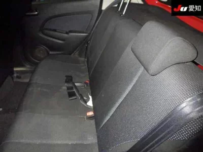 Mazda DEMIO  с аукциона в Японии