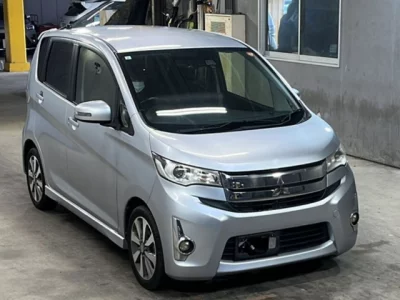 Mitsubishi EK CUSTOM