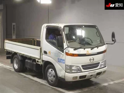 Hino DUTRO  с аукциона в Японии