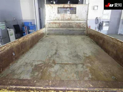 Mazda TITAN  с аукциона в Японии