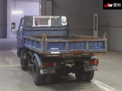 Mazda TITAN  с аукциона в Японии