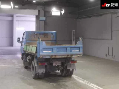 Mitsubishi FUSO TRUCK  с аукциона в Японии
