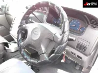 Nissan ELGRAND лот № 10158 оценка -  с аукциона в Японии 4