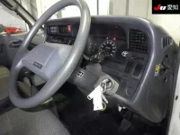 Toyota HIACE VAN лот № 7187 оценка R  с аукциона в Японии 4
