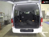 Toyota HIACE VAN лот № 7200 оценка 3.5  с аукциона в Японии 3