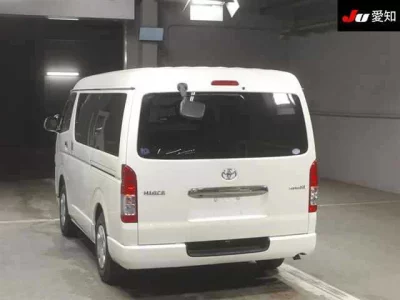 Toyota HIACE VAN  с аукциона в Японии