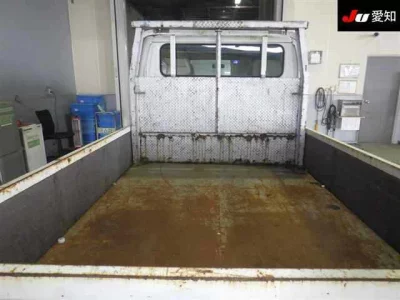 Toyota DYNA  с аукциона в Японии