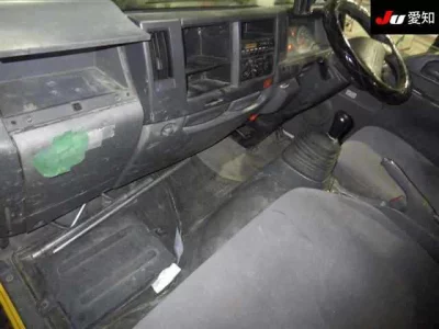 Isuzu ELF  с аукциона в Японии