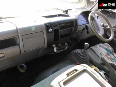 Toyota DYNA  с аукциона в Японии