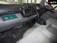 Toyota DYNA лот № 20055 оценка 4  с аукциона в Японии 2