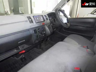 Toyota REGIUS ACE VAN  с аукциона в Японии