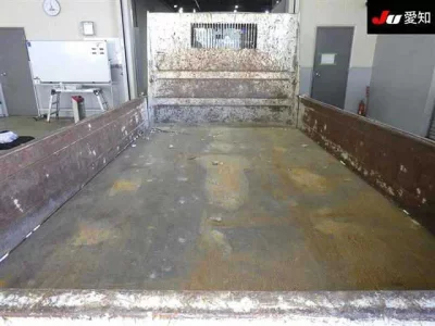 Mazda TITAN  с аукциона в Японии