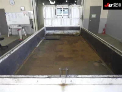 Toyota DYNA  с аукциона в Японии