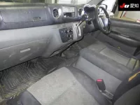 Nissan CARAVAN VAN лот № 20060 оценка R  с аукциона в Японии 2