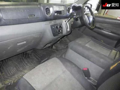 Nissan CARAVAN VAN  с аукциона в Японии