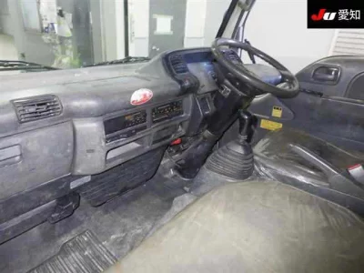 Isuzu ELF  с аукциона в Японии
