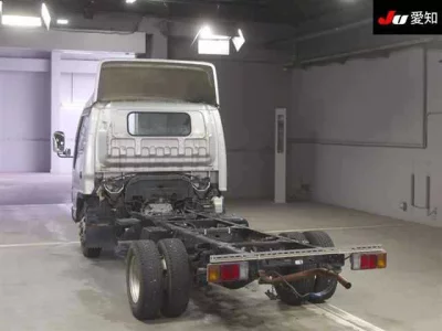 Isuzu ELF  с аукциона в Японии