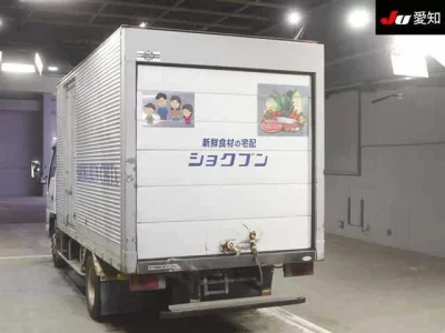 Isuzu ELF  с аукциона в Японии