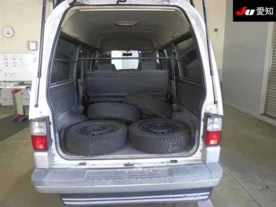 Mazda BONGO VAN  с аукциона в Японии