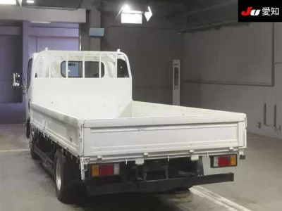 Isuzu ELF  с аукциона в Японии