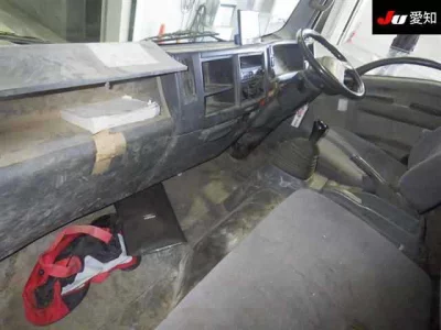 Isuzu ELF  с аукциона в Японии