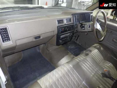 Nissan DATSUN PICKUP