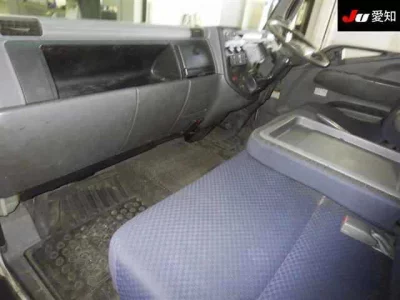 Mitsubishi FUSO TRUCK  с аукциона в Японии