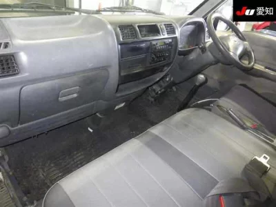 Mazda BONGO  с аукциона в Японии