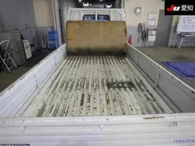 Mazda BONGO BRAWNY TRUCK