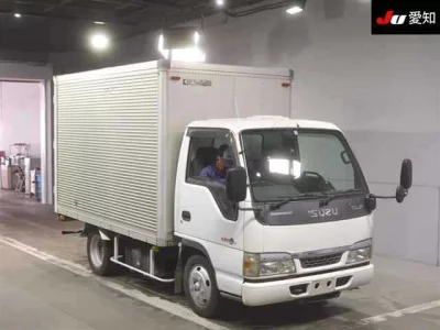 Isuzu ELF  с аукциона в Японии