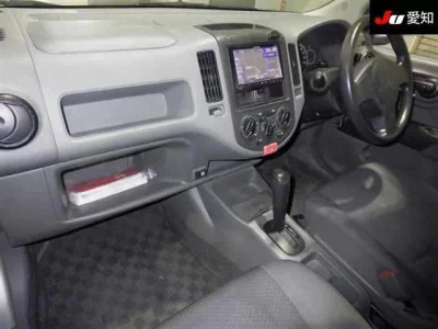 Mitsubishi LANCER VAN