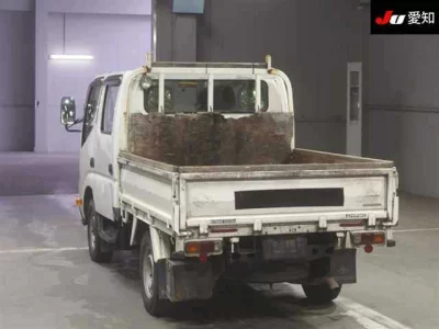 Toyota DYNA  с аукциона в Японии