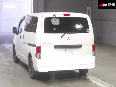 Mitsubishi DELICA