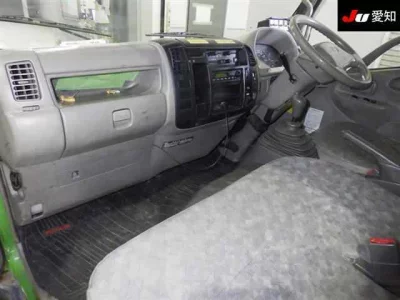 Hino DUTRO  с аукциона в Японии